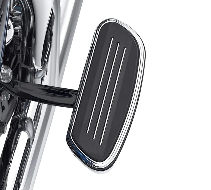 Harley-Davidson Streamliner Passenger Footboard and Mount Kit